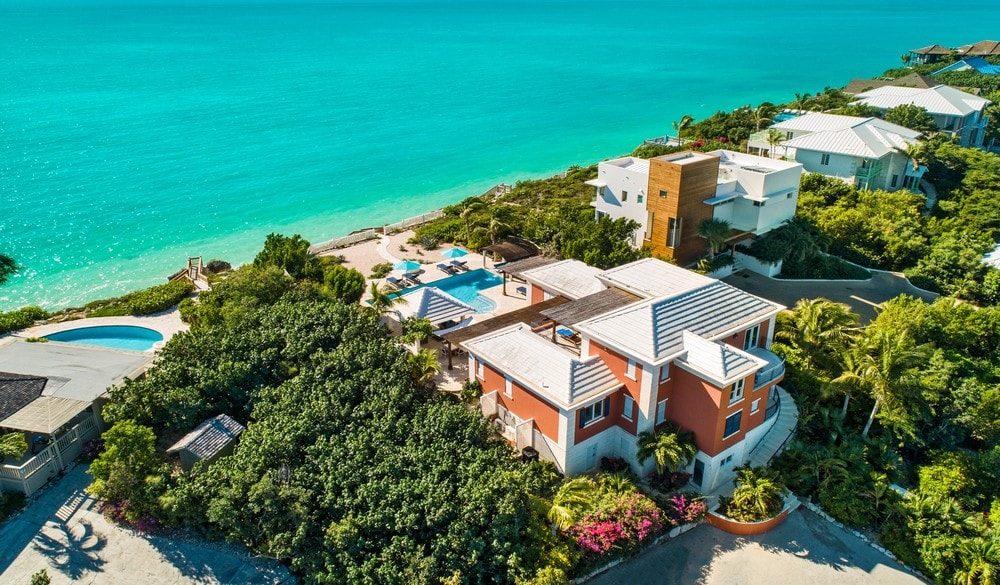 Aerial view of the house, pool and ocean